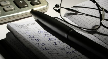 حاسبة التقاعد المبكر
