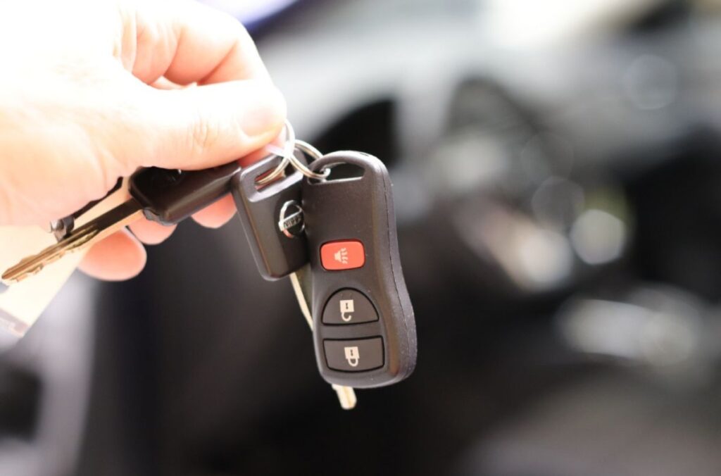 شروط نقل ملكية السيارة للمرأة بدون رخصة قيادة